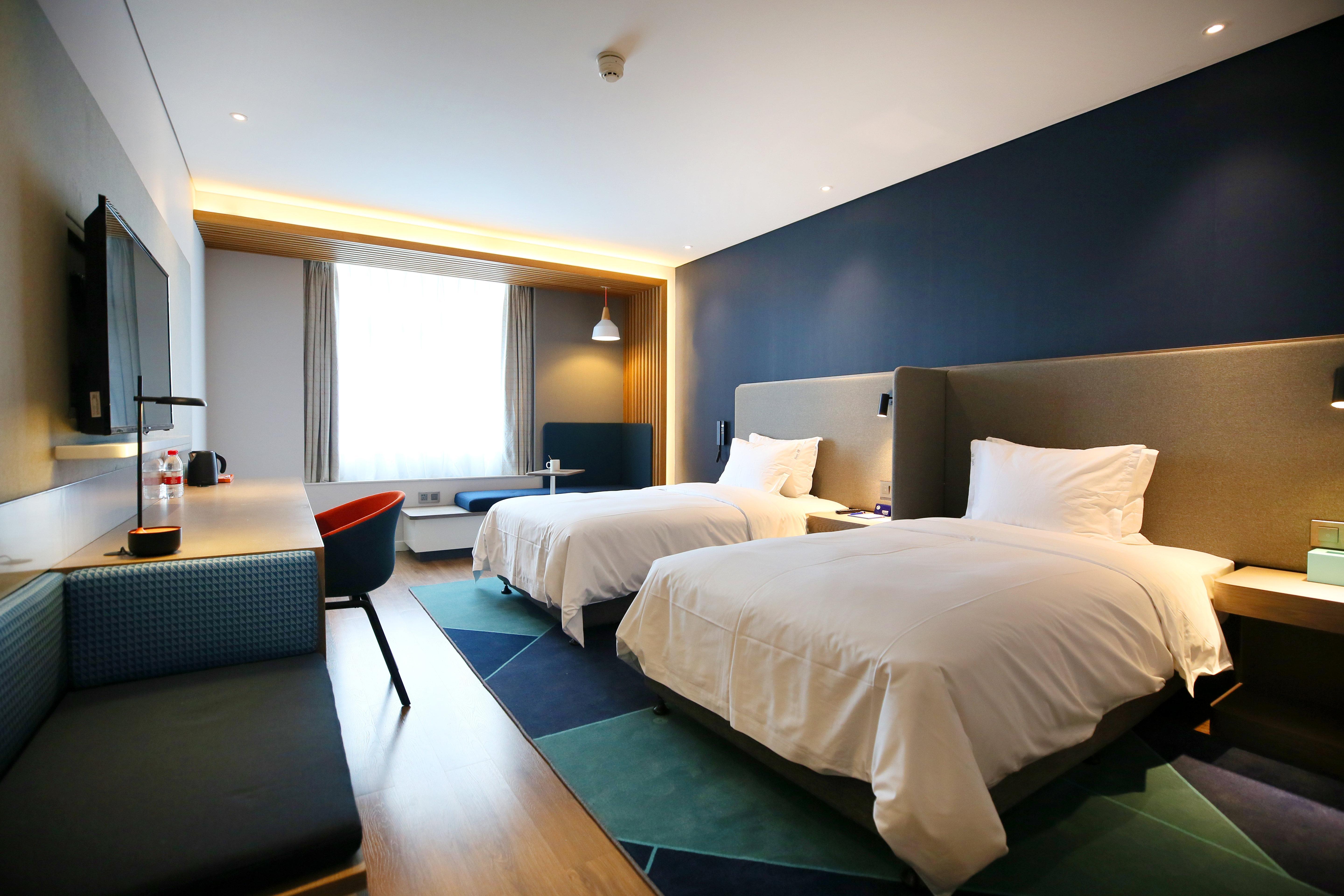 Holiday Inn Express Chengdu North Railway Station By Ihg - Near Panda Base, Near Chunxi Road エクステリア 写真