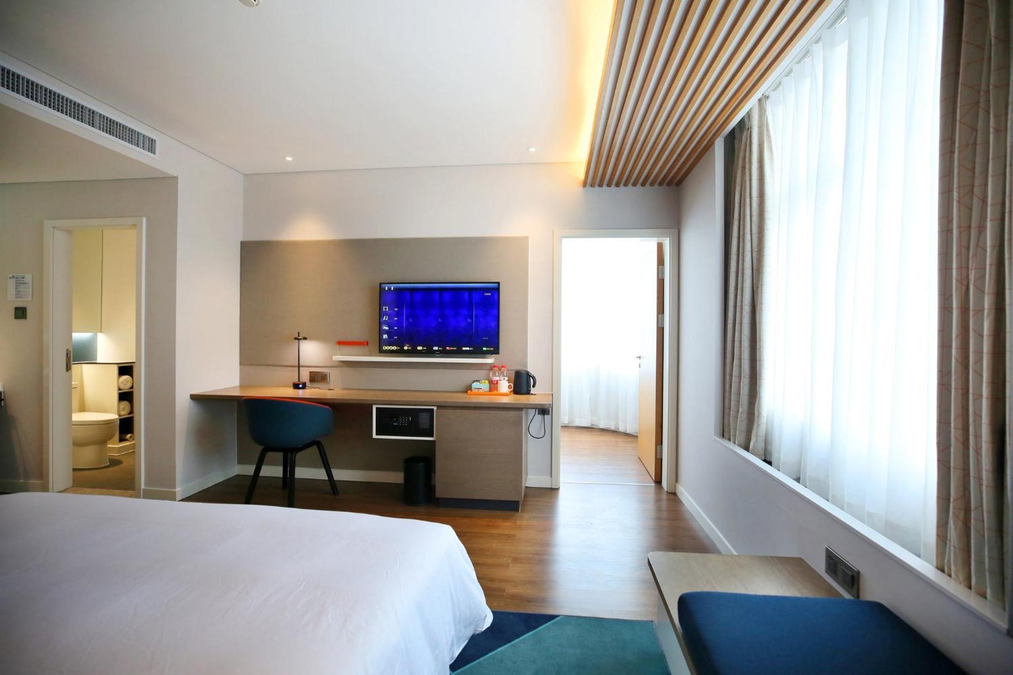 Holiday Inn Express Chengdu North Railway Station By Ihg - Near Panda Base, Near Chunxi Road エクステリア 写真
