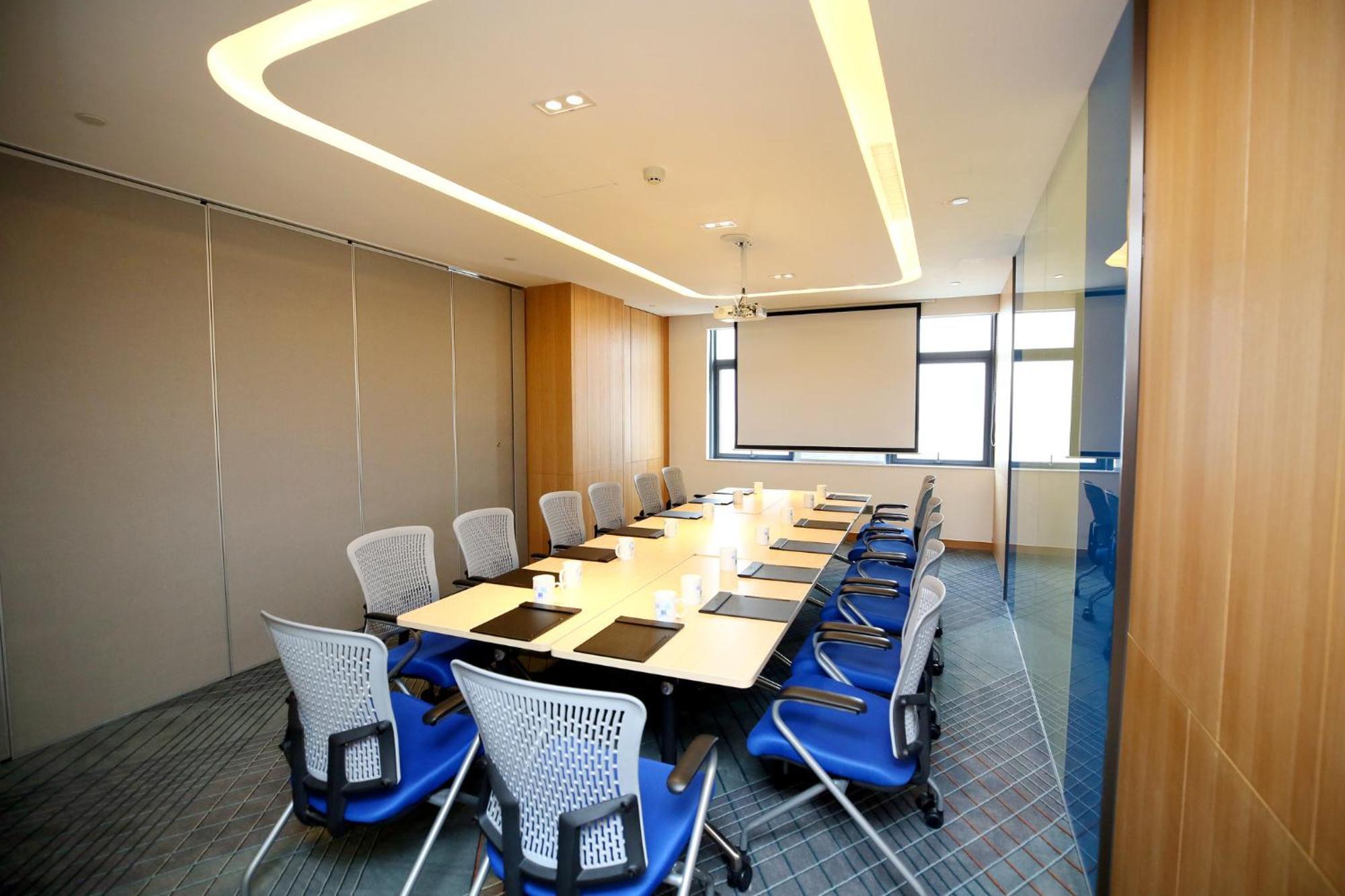Holiday Inn Express Chengdu North Railway Station By Ihg - Near Panda Base, Near Chunxi Road エクステリア 写真