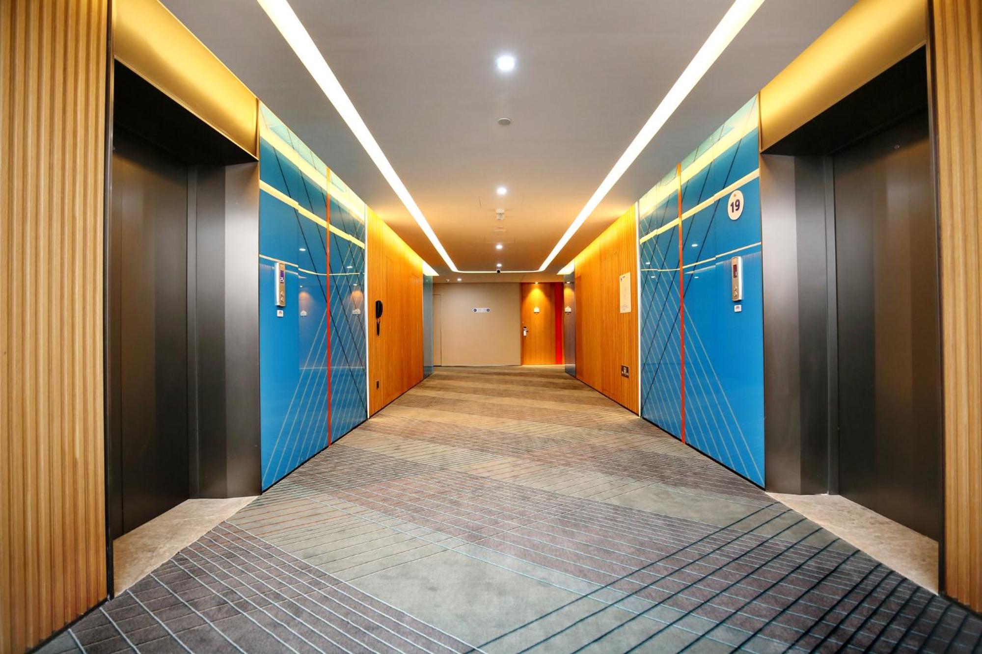 Holiday Inn Express Chengdu North Railway Station By Ihg - Near Panda Base, Near Chunxi Road エクステリア 写真